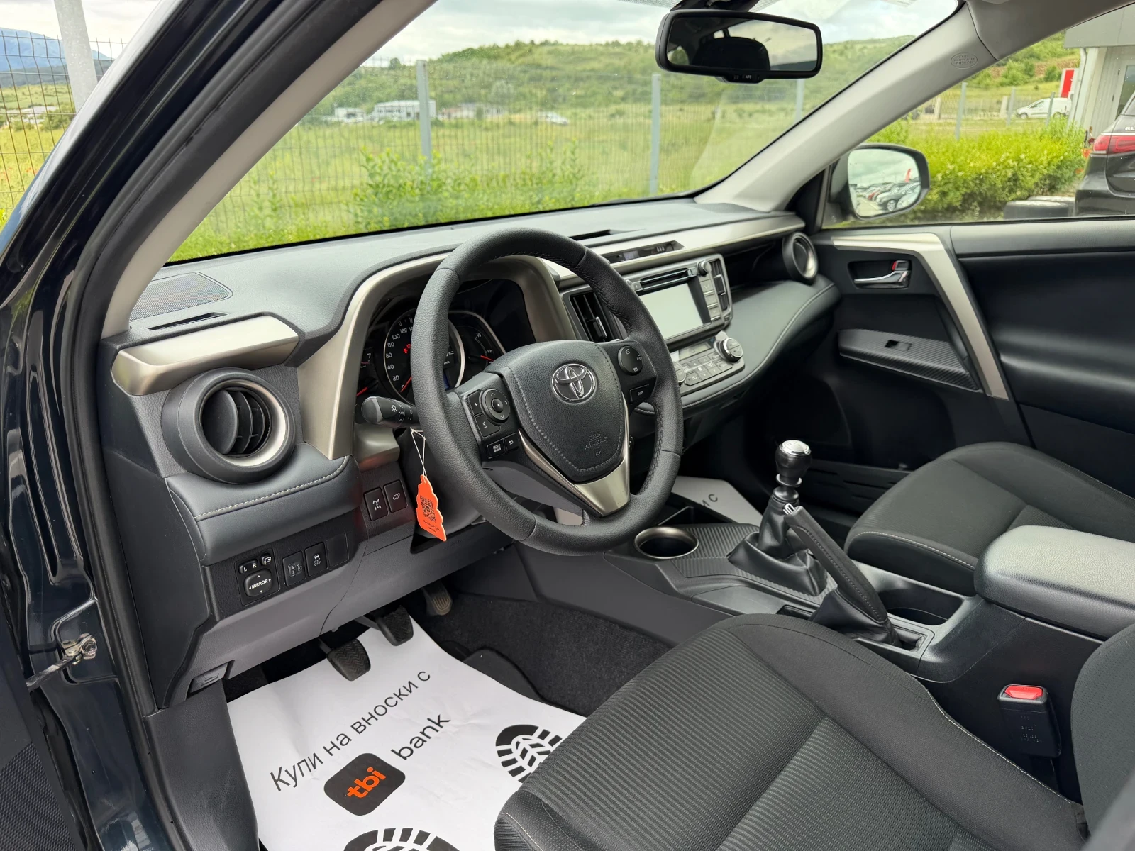Toyota Rav4 2.0D4d* 4x4 * 80045КМ* ЛИЗИНГ * БЕЗ АНАЛОГ * , снимка 10 - Автомобили и джипове - 54879326