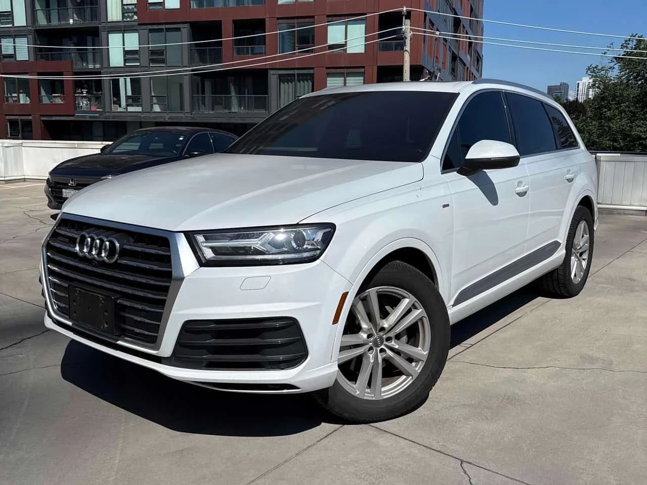 Audi Q7 * 3.0T Progressiv * CARFAX * ЦЕНА ДО БГ
