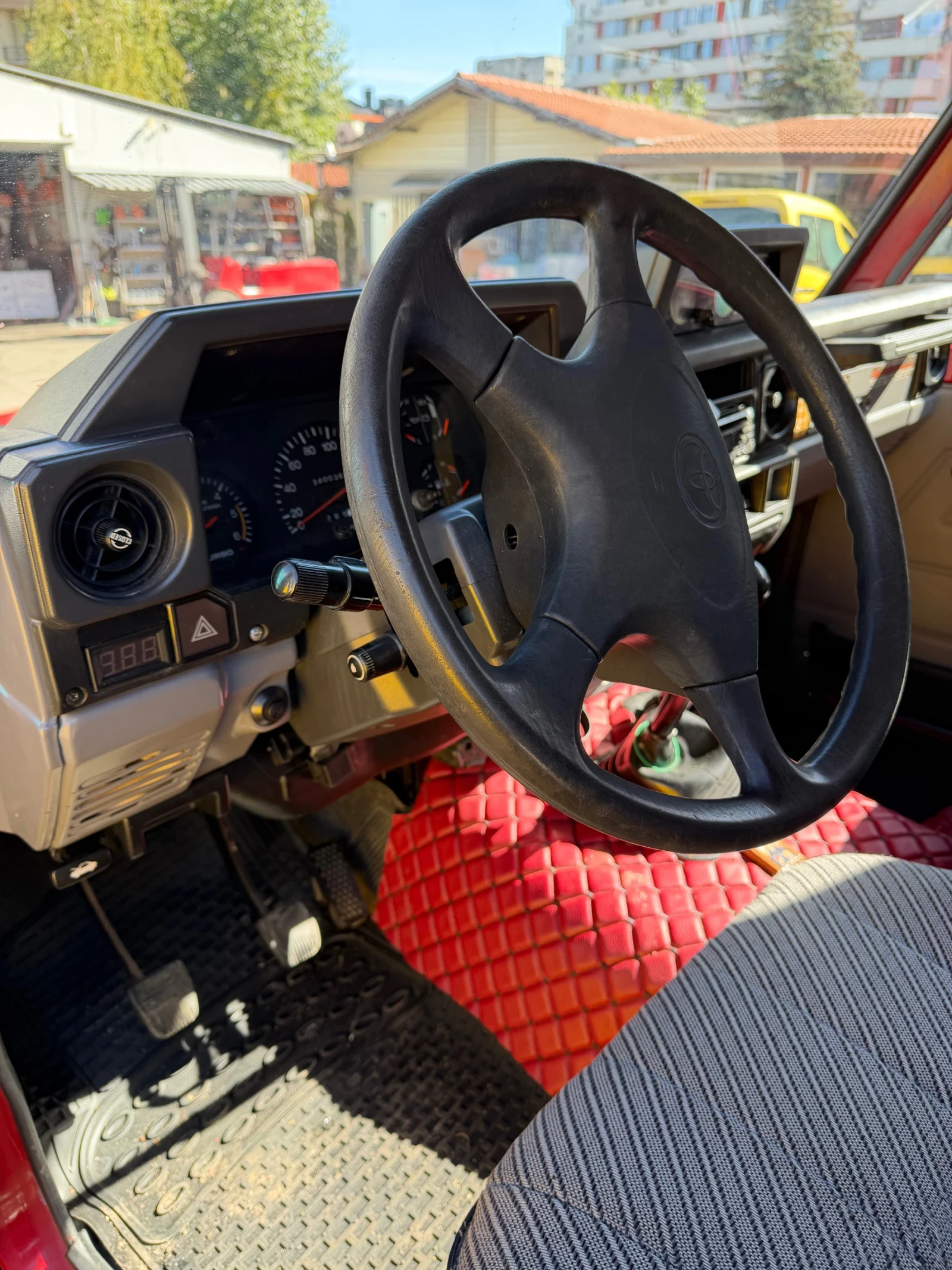 Toyota Land cruiser, снимка 8 - Автомобили и джипове - 56088681