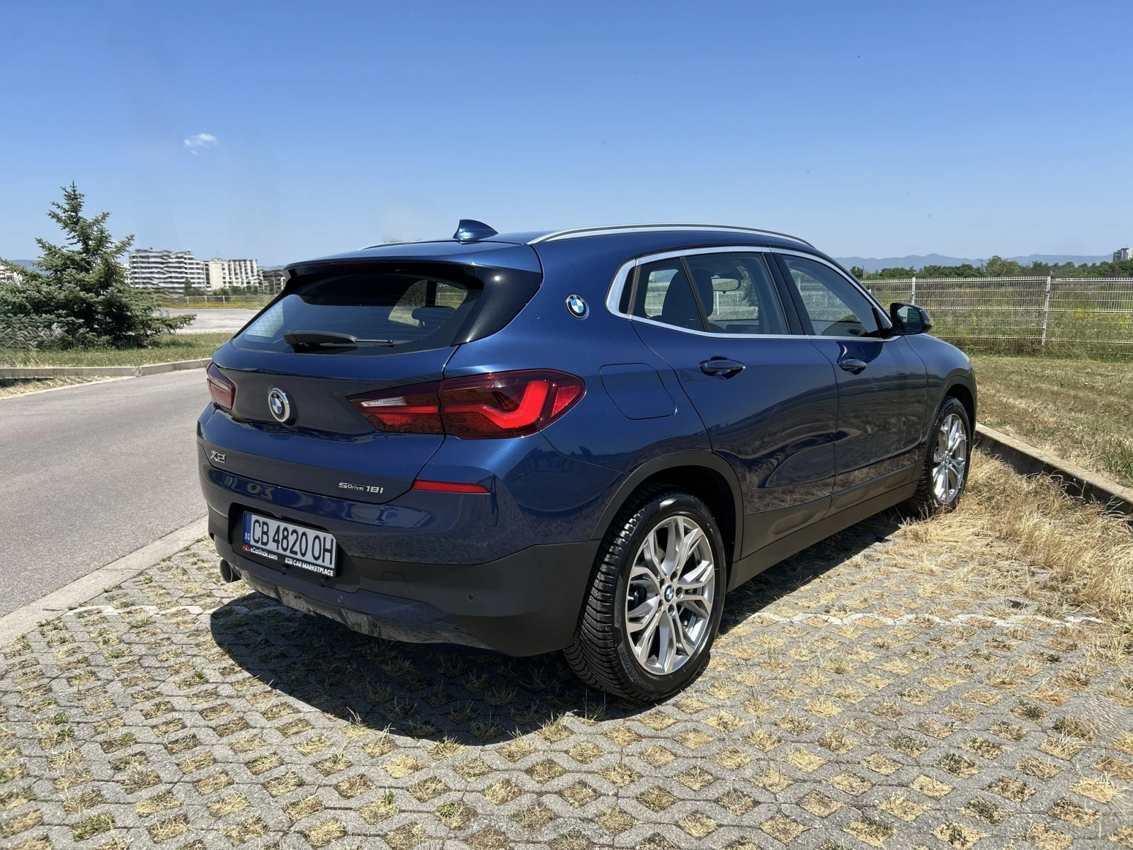 BMW X2 sDrive18i/Lounge/Autо/LED-Xenon/Ambient Light/R18, снимка 6 - Автомобили и джипове - 55831945