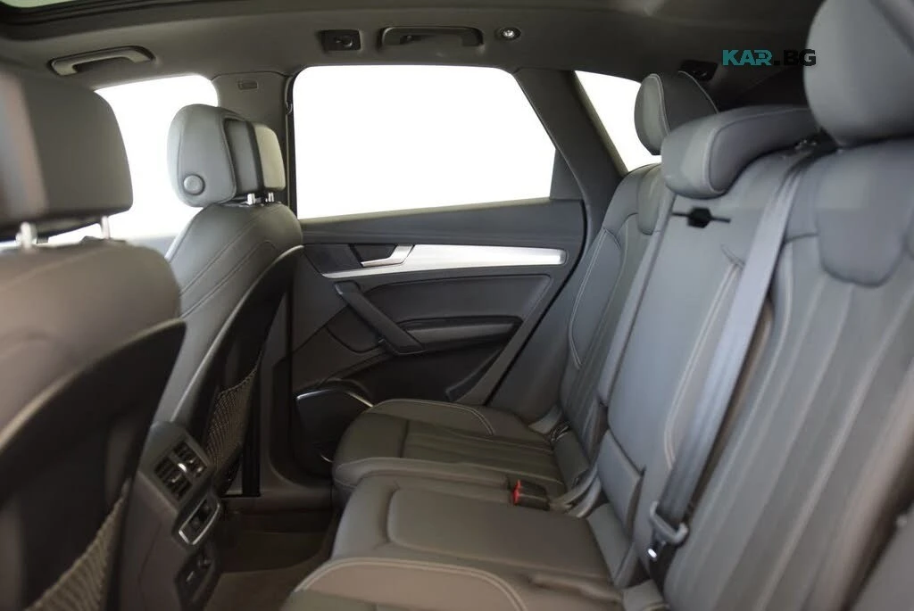 Audi Q5 Progressiv * ACC * АвтоКредит * (ЦЕНА ДО БГ), снимка 16 - Автомобили и джипове - 55892685