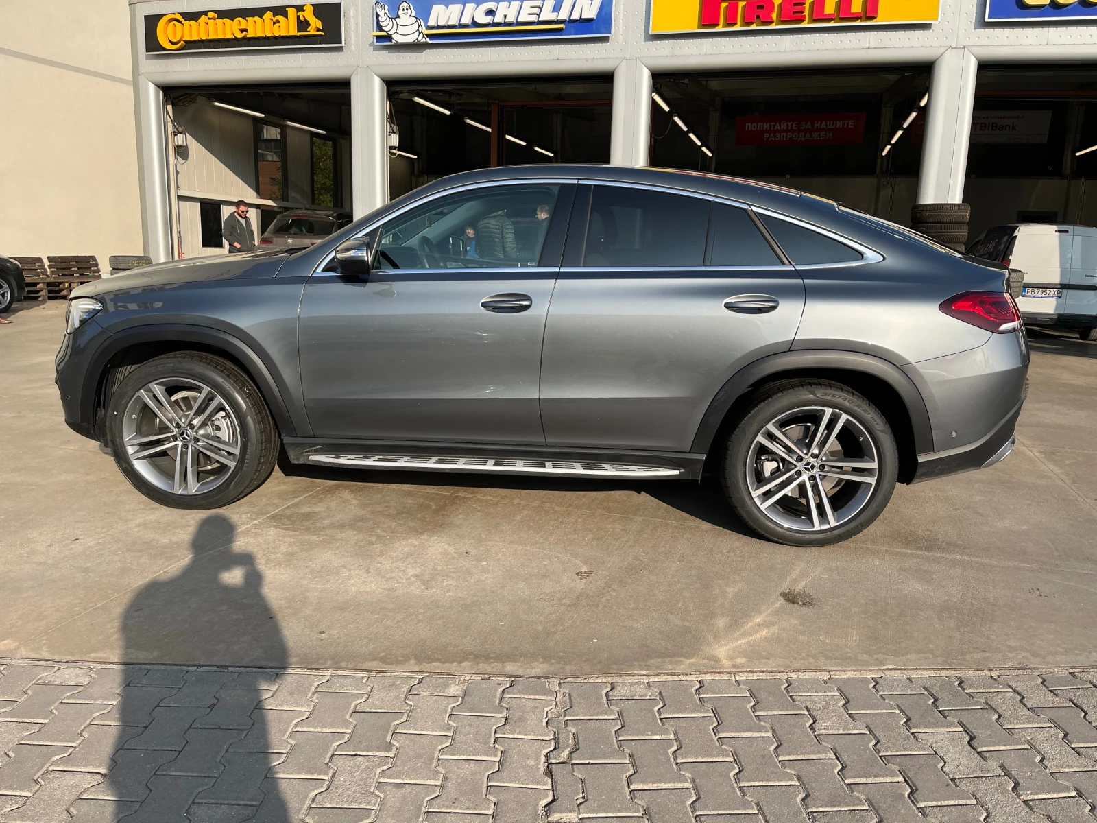 Mercedes-Benz GLE 300 d COUPE, снимка 2 - Автомобили и джипове - 55906107