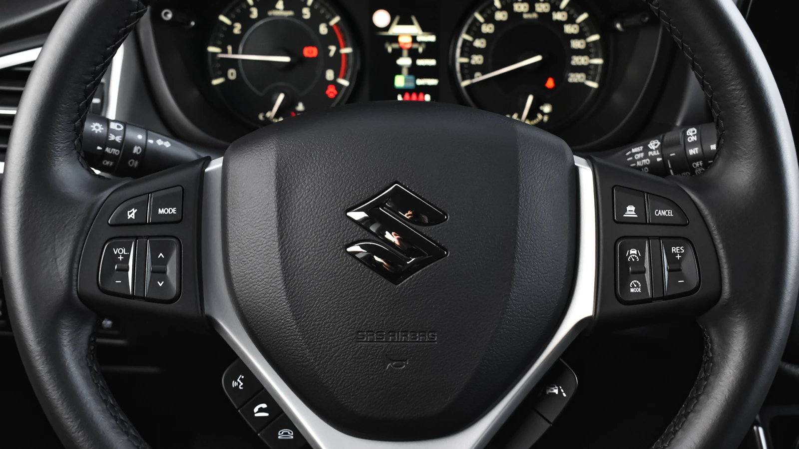 Suzuki SX4 S-Cross GL+ 1.4 Boosterjet Mild Hybrid, снимка 13 - Автомобили и джипове - 56165584