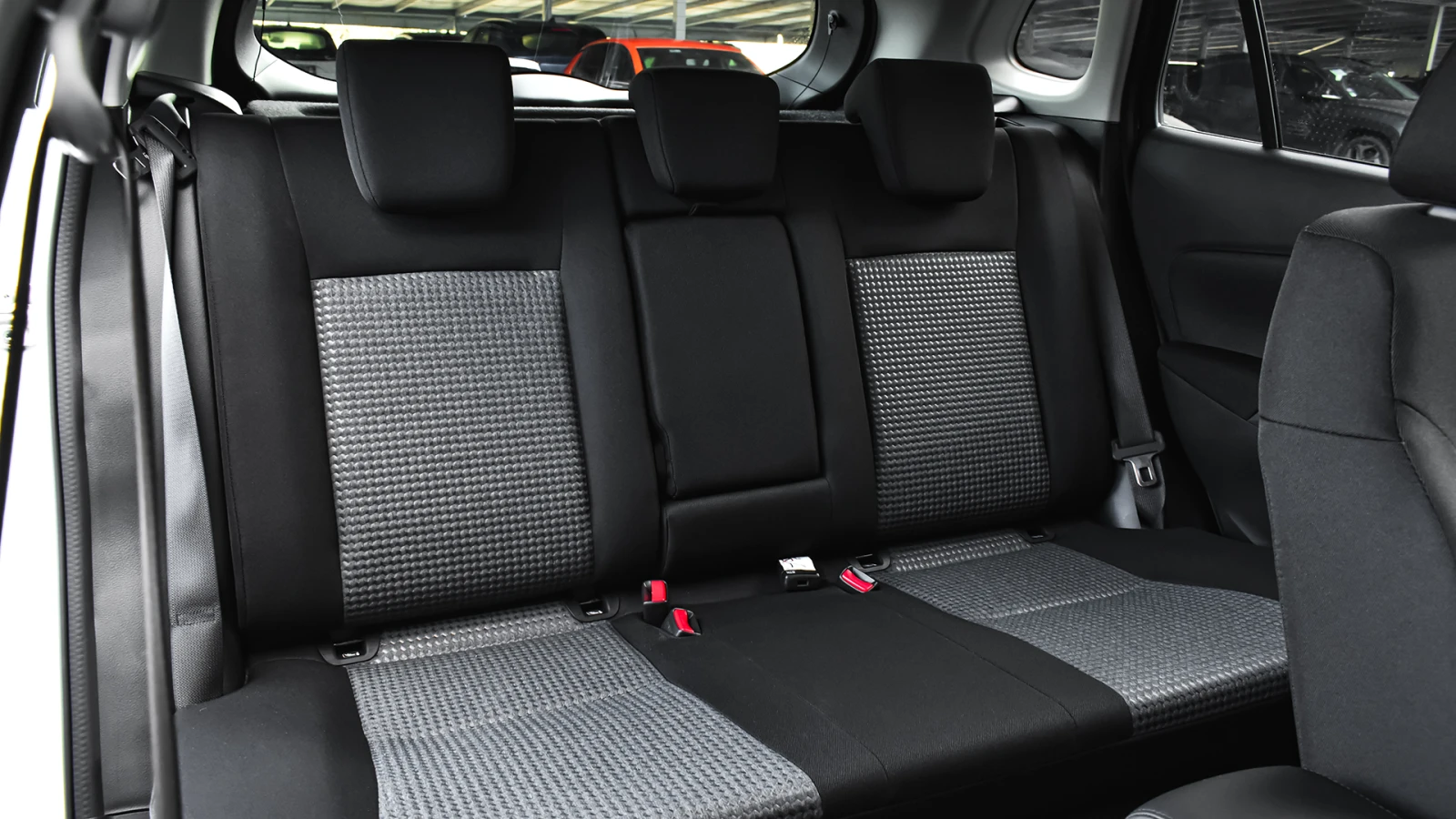 Suzuki SX4 S-Cross GL+ 1.4 Boosterjet Mild Hybrid, снимка 11 - Автомобили и джипове - 56165584