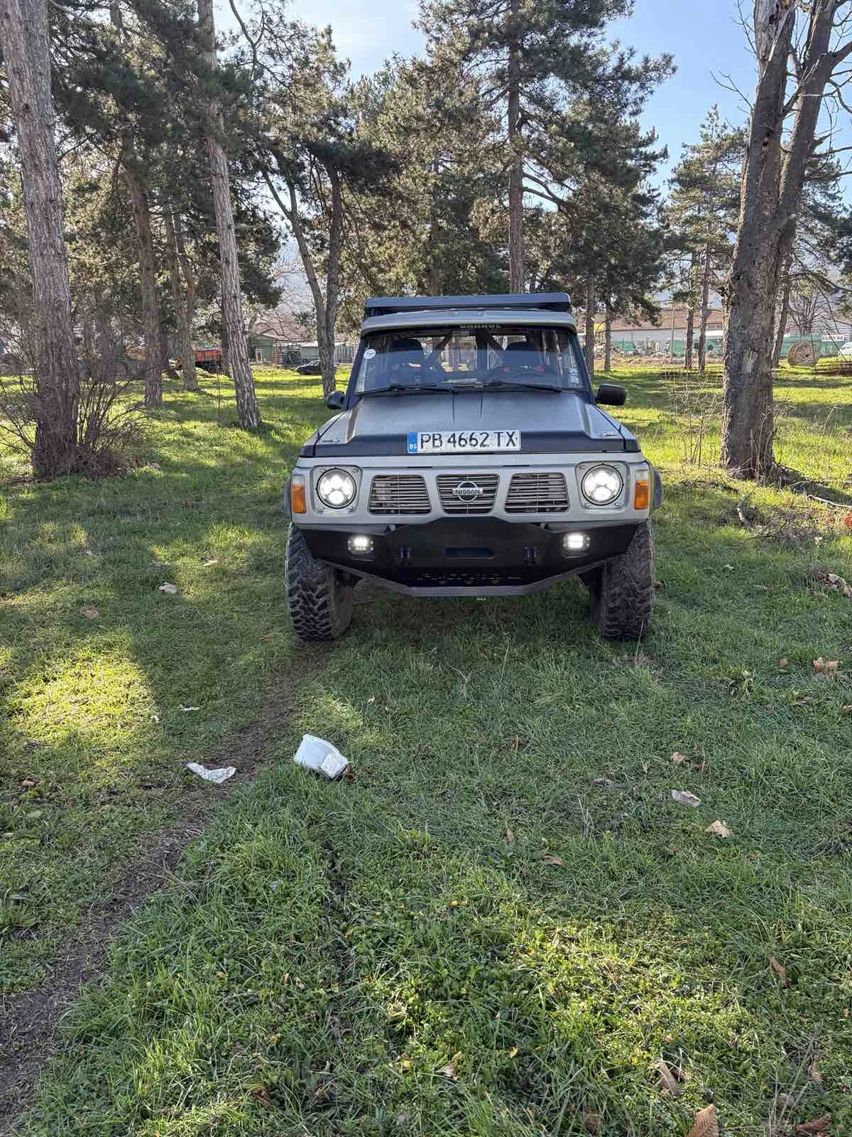 Nissan Patrol Y 60, снимка 2 - Автомобили и джипове - 56211947