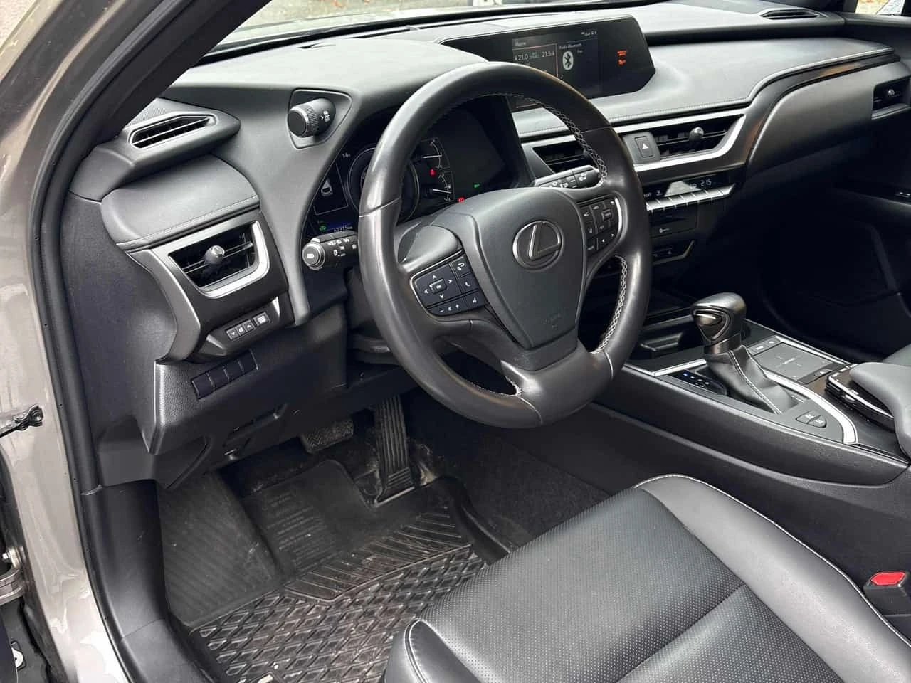 Lexus UX 250h  HUD / DISTRONIC / 2 КЛЮЧА, снимка 7 - Автомобили и джипове - 56294548