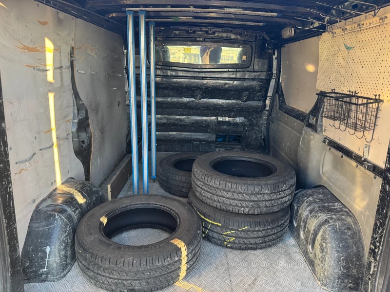 Opel Vivaro 2.0CDTI, снимка 13 - Бусове и автобуси - 52435724