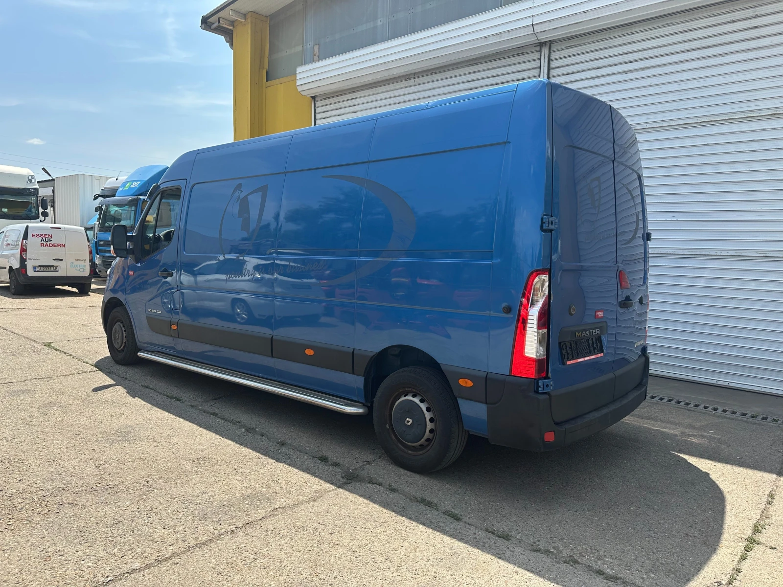 Renault Master MASTER 2.3 DCI - изображение 6