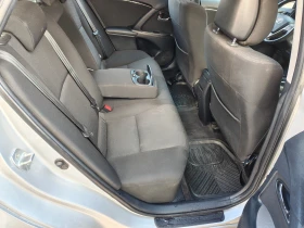 Toyota Avensis 2.2D 150ps EURO5B oбслужен, снимка 11