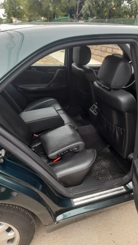 Mercedes-Benz E 200, снимка 8