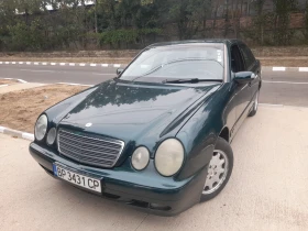 Mercedes-Benz E 200, снимка 3