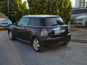 Mini Cooper D-107  к.с., снимка 7