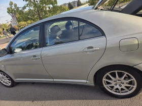 Toyota Avensis 1, 8 бензин, снимка 14