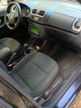 Skoda Fabia 1.4 TDi 2009г. Климатроник, снимка 6