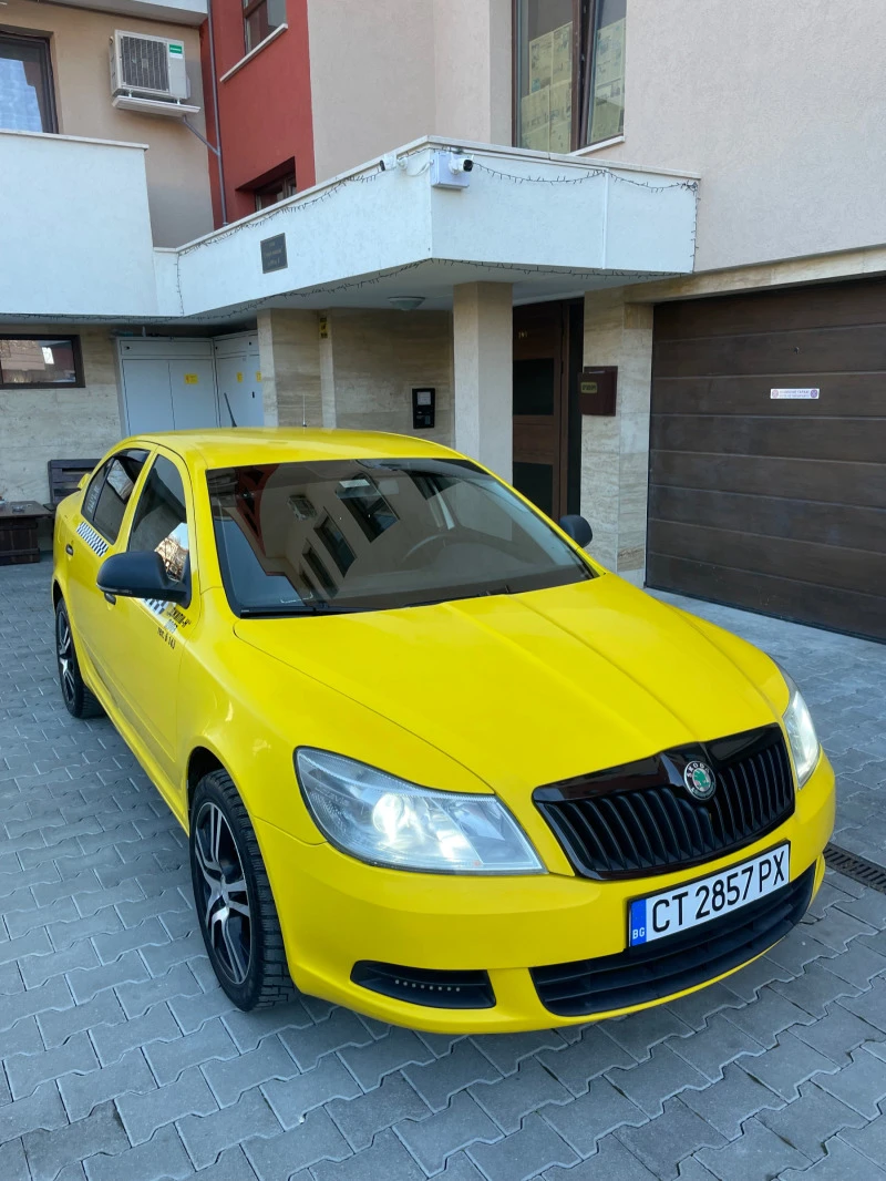 Skoda Octavia 1.6 Газ, снимка 1 - Автомобили и джипове - 47245734