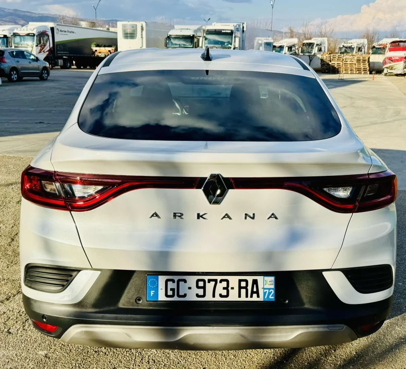 Renault Arkana, снимка 8 - Автомобили и джипове - 48311812