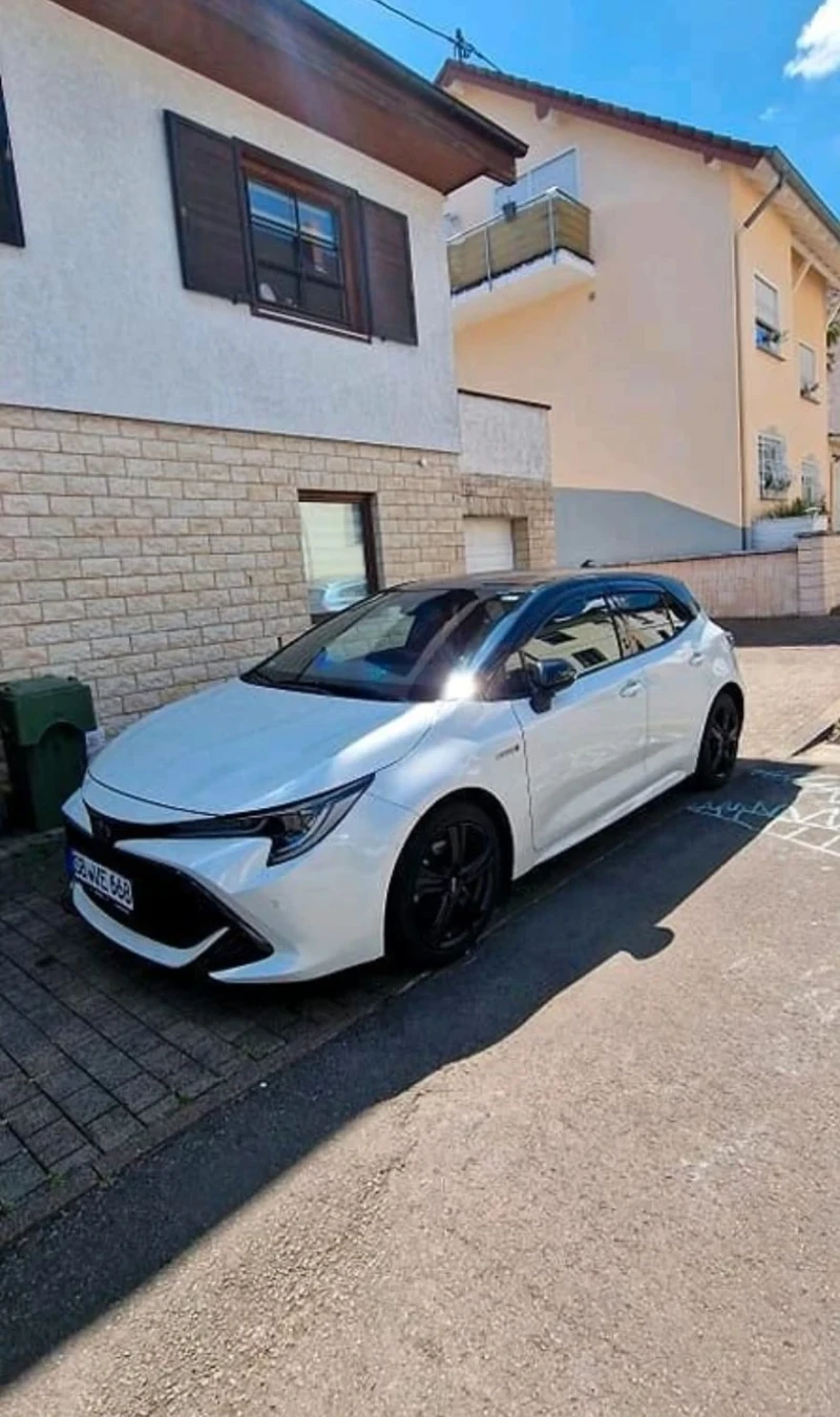 Toyota Corolla Хечбек, снимка 3 - Автомобили и джипове - 52346722