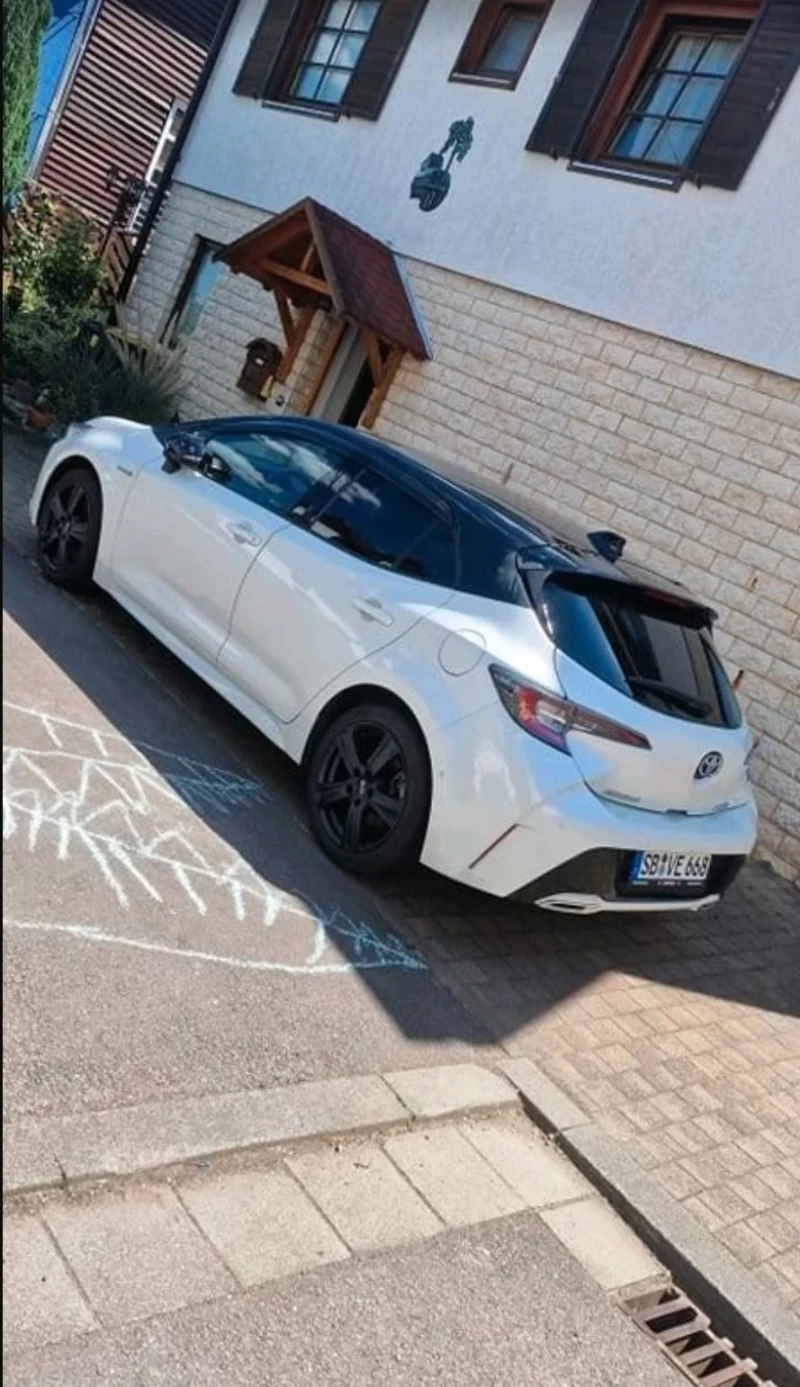 Toyota Corolla Хечбек, снимка 4 - Автомобили и джипове - 52346722