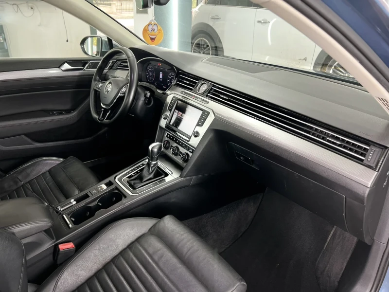 VW Passat 2.0TDI* Alltrack* DSG* Digital* TOP, снимка 16 - Автомобили и джипове - 52380443