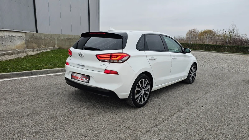 Hyundai I30 1.6GRDI , снимка 5 - Автомобили и джипове - 52752391
