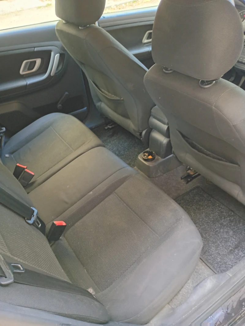 Skoda Fabia 1.4 TDi 2009г. Климатроник, снимка 7 - Автомобили и джипове - 52825988