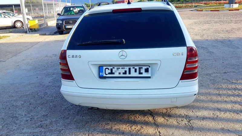 Mercedes-Benz C 220 AMG Sport Edition, снимка 2 - Автомобили и джипове - 45566362