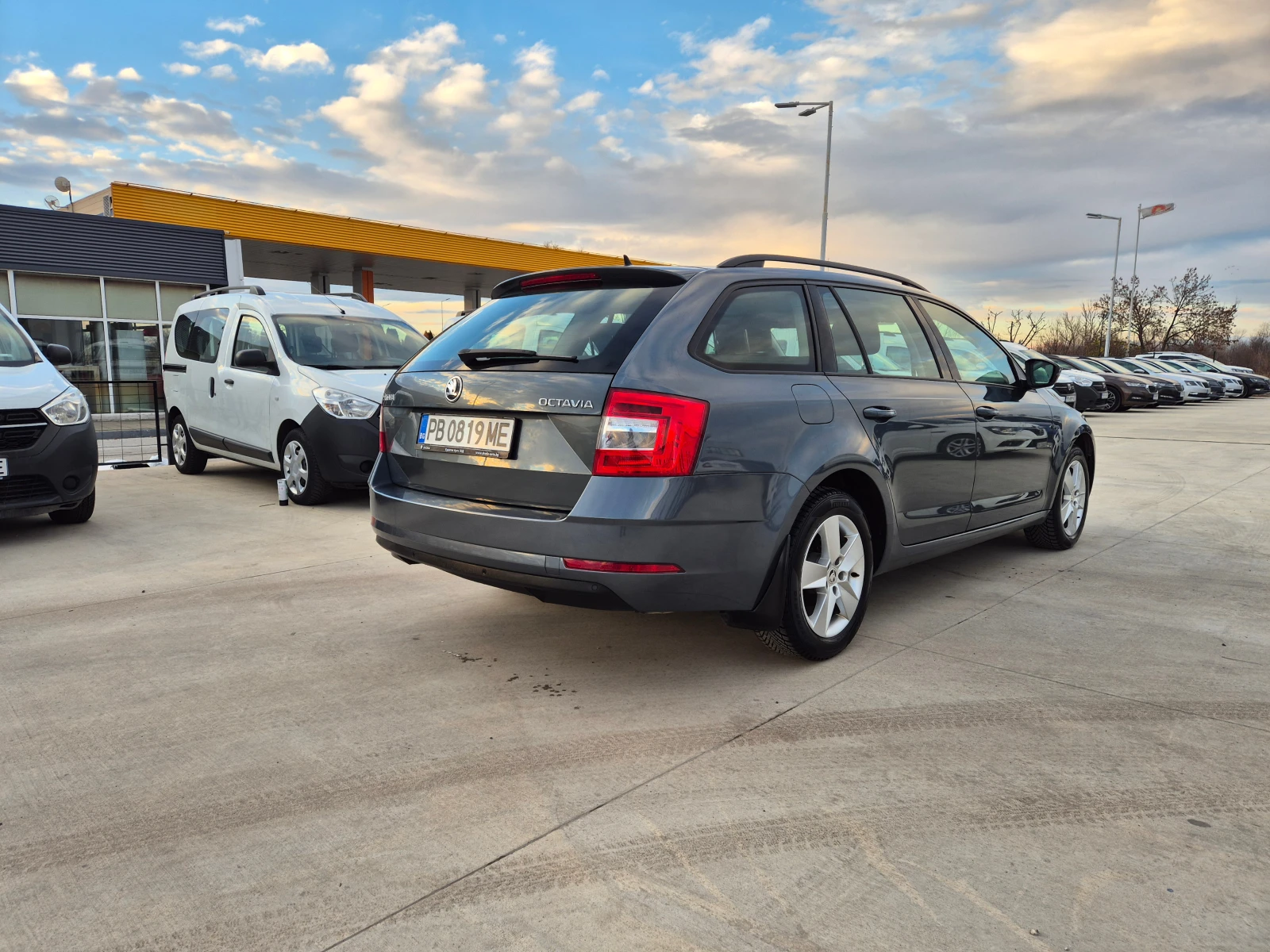 Skoda Octavia С-Гаранция-2.0-A/T-150kc - изображение 5