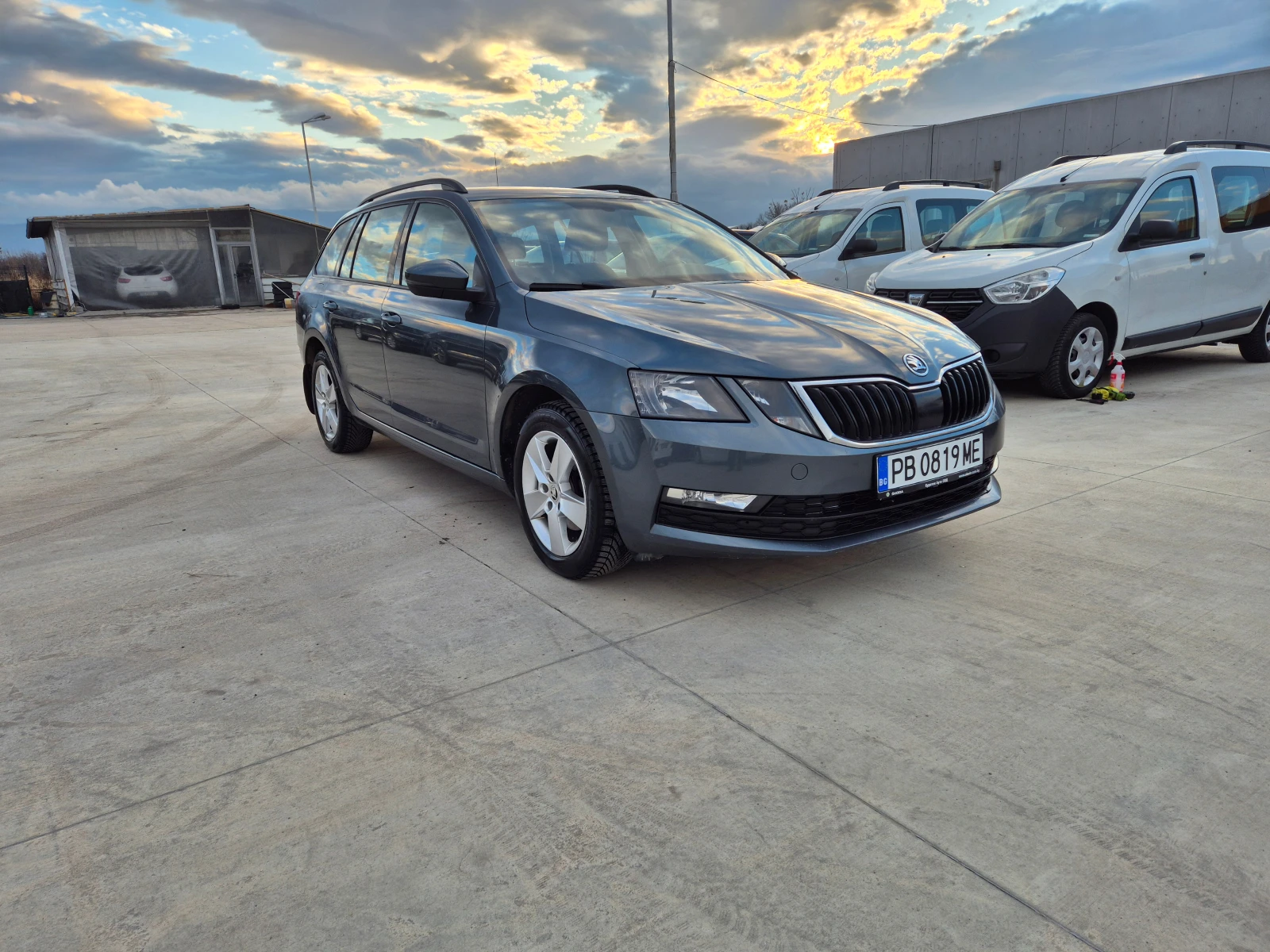 Skoda Octavia С-Гаранция-2.0-A/T-150kc - изображение 7