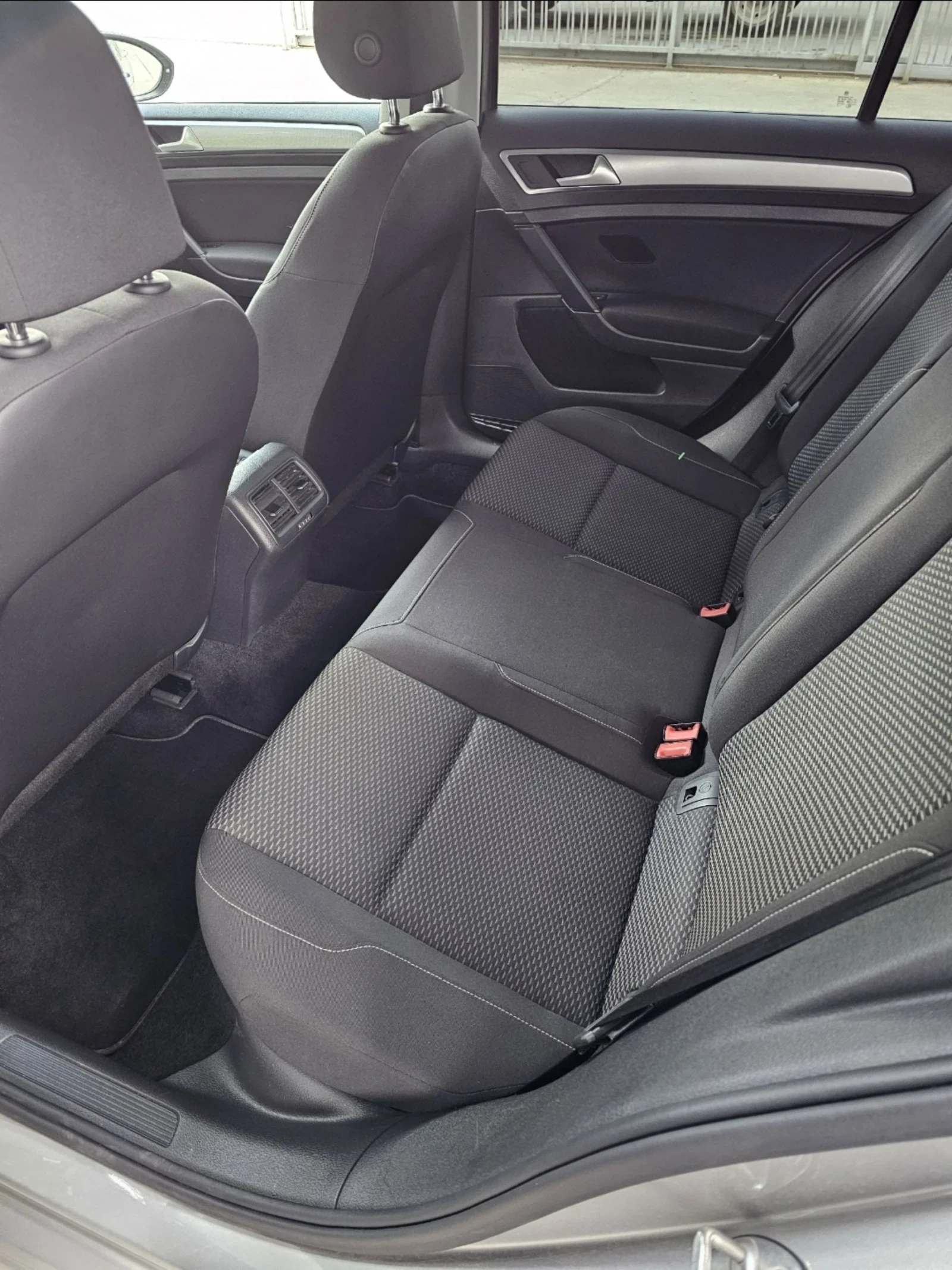 VW Golf 1.6TDI 116к.с. DSG 29500км - изображение 9