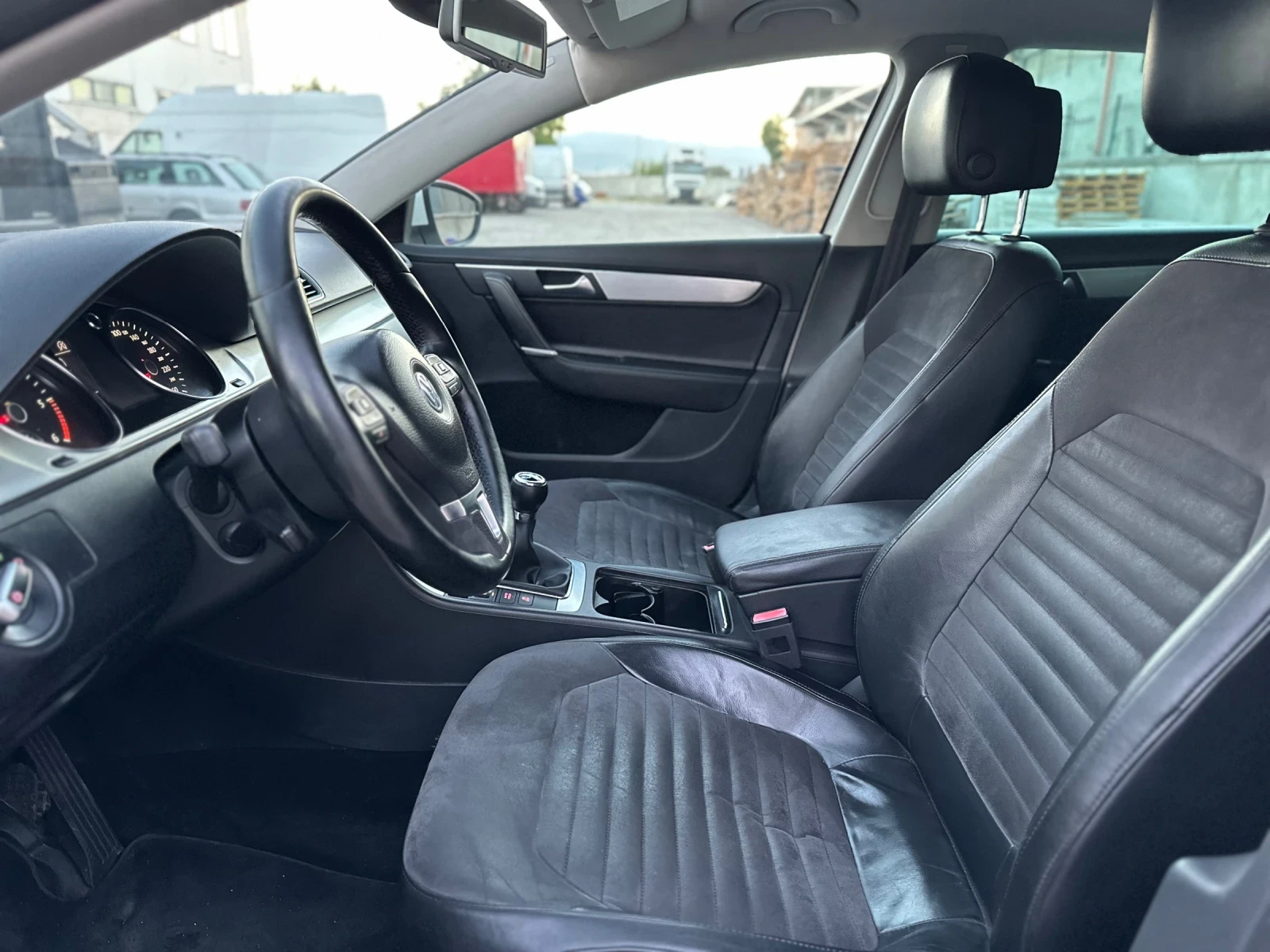 VW Passat 2.0TDI 140кс HIGHLINE  - изображение 7