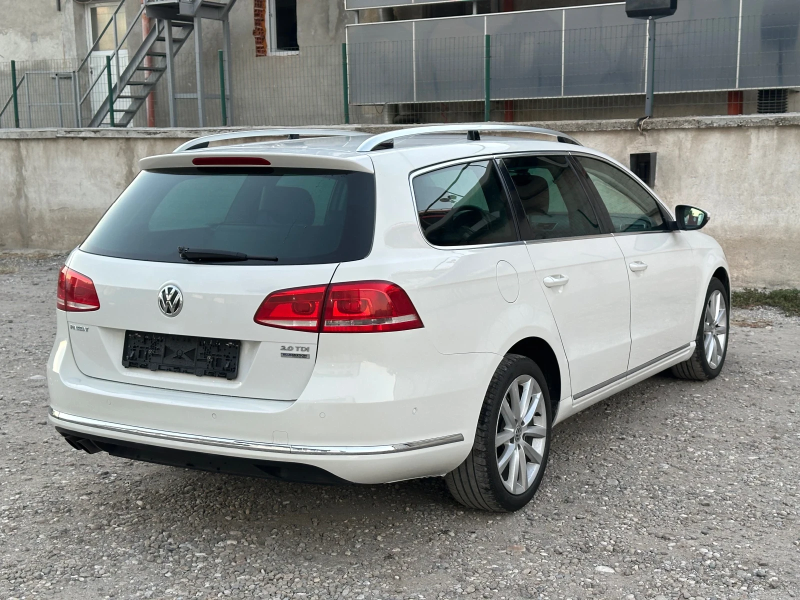 VW Passat 2.0TDI 140кс HIGHLINE  - изображение 3