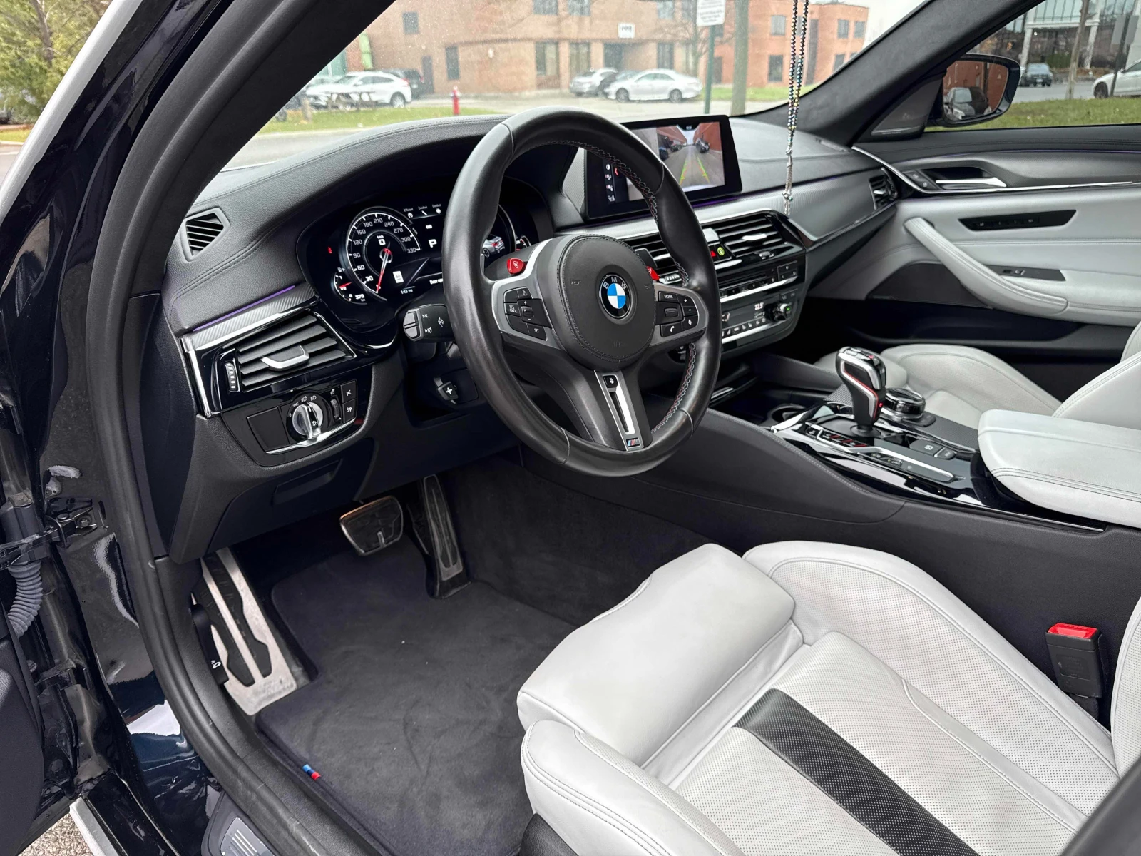 BMW M5 * CARFAX * БЕЗ ПЪРВОНАЧАЛНА ВНОСКА - изображение 6