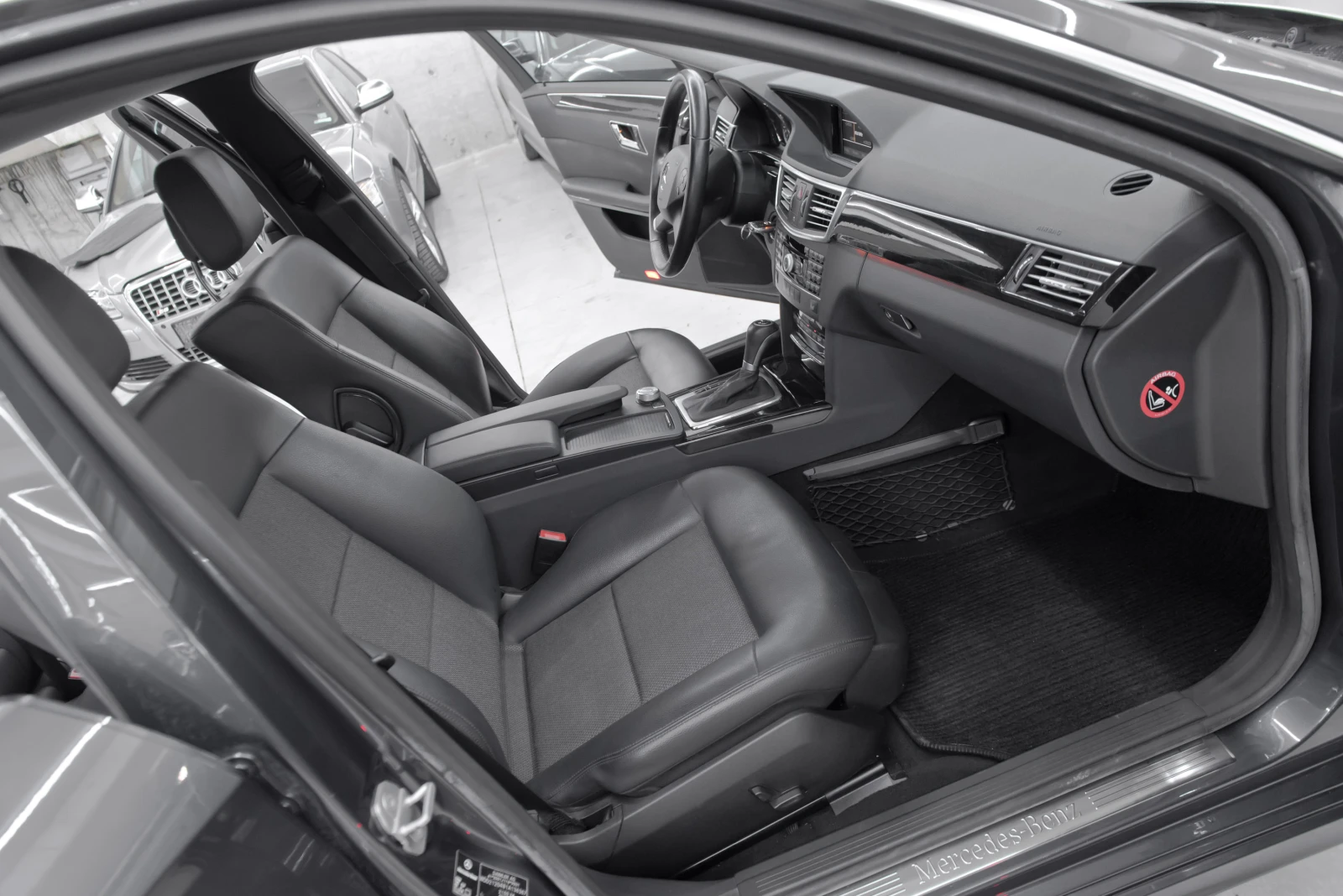 Mercedes-Benz E 200 CGI* 128000км* BlueEFFICIENCY* Germany - изображение 10