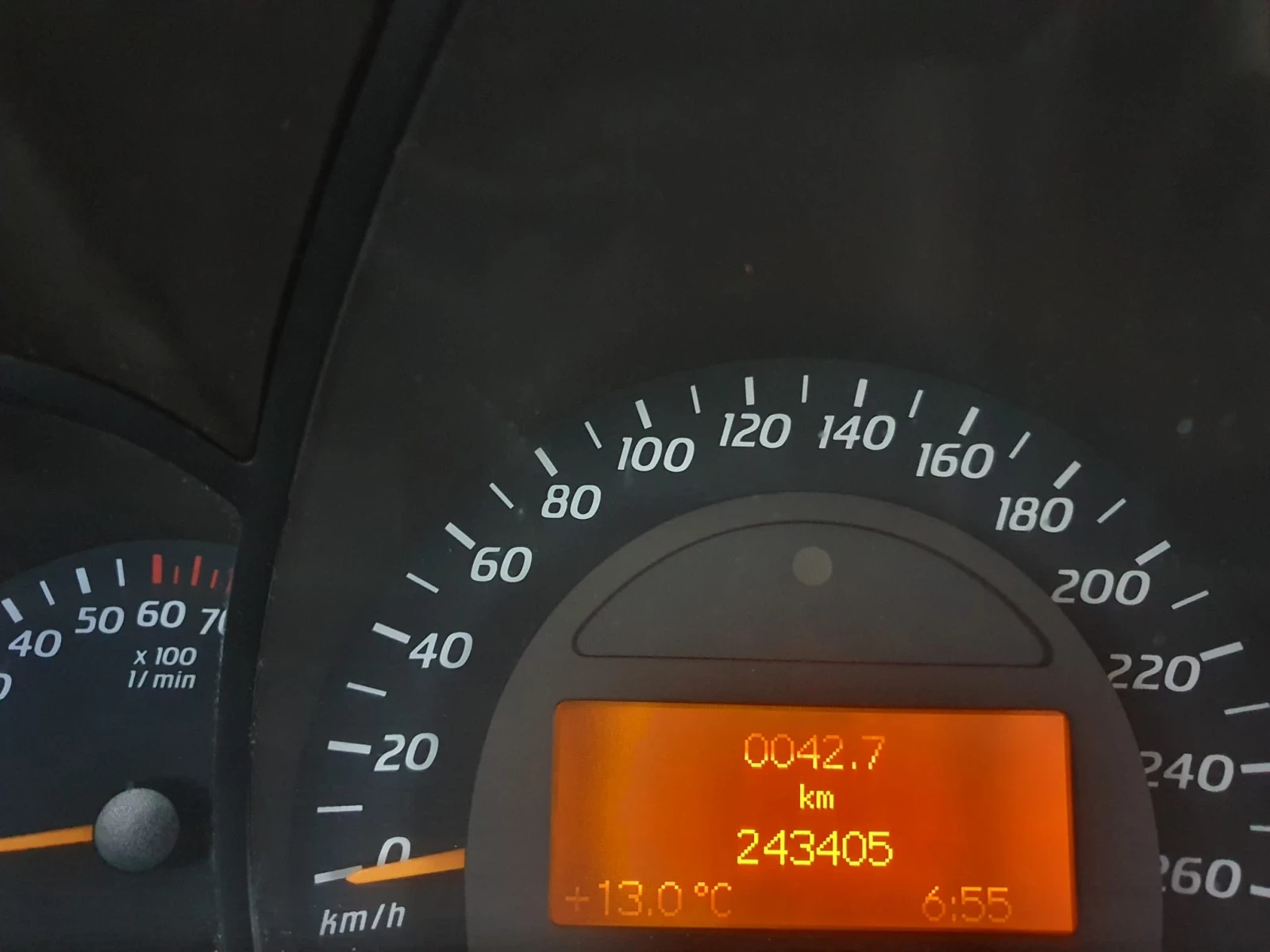 Mercedes-Benz C 180  - изображение 9