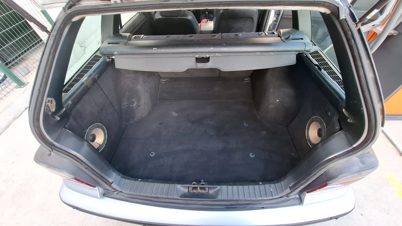 BMW 325 143 ТДС, снимка 12 - Автомобили и джипове - 53950269