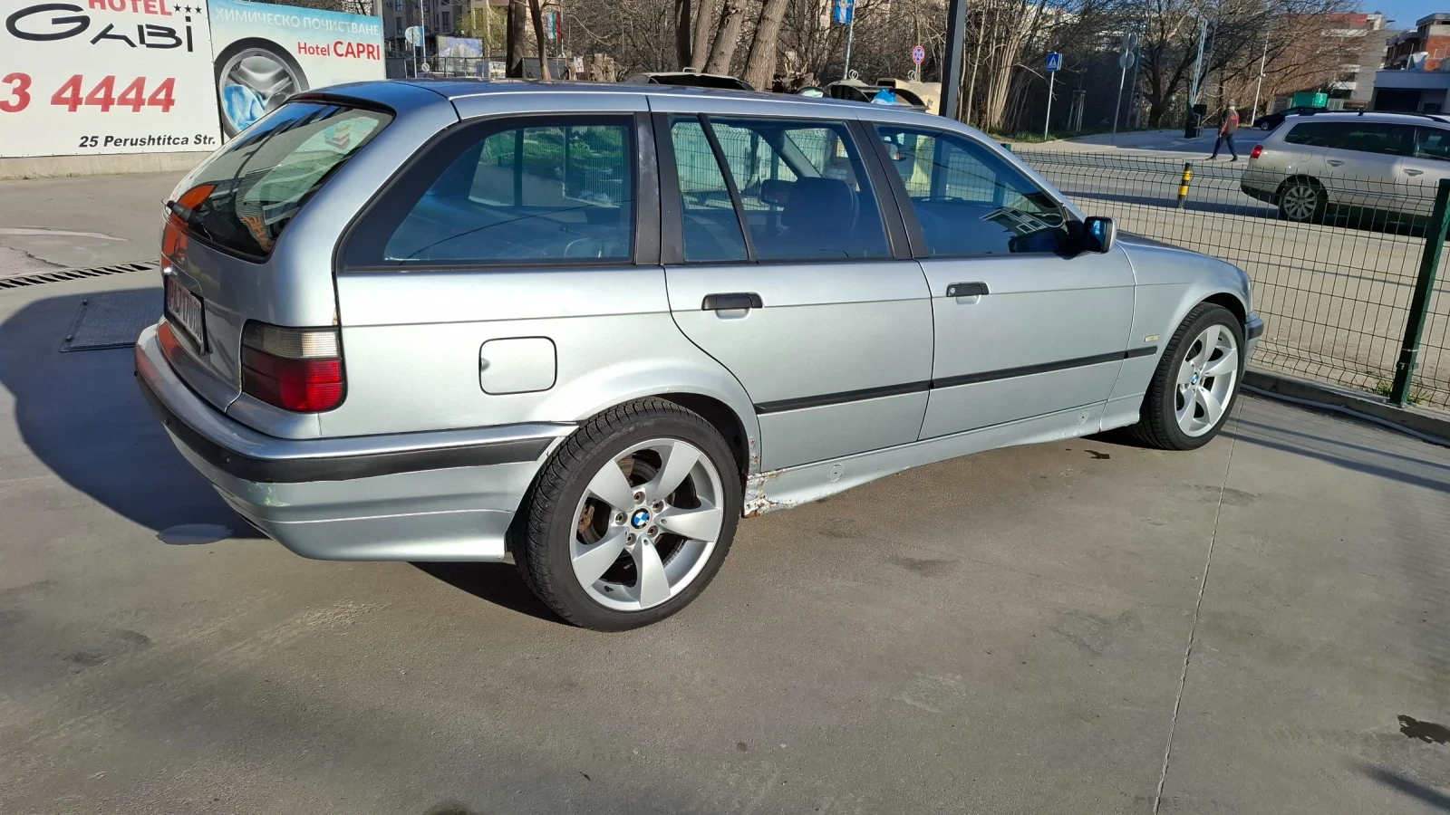 BMW 325 143 ТДС, снимка 2 - Автомобили и джипове - 53950269