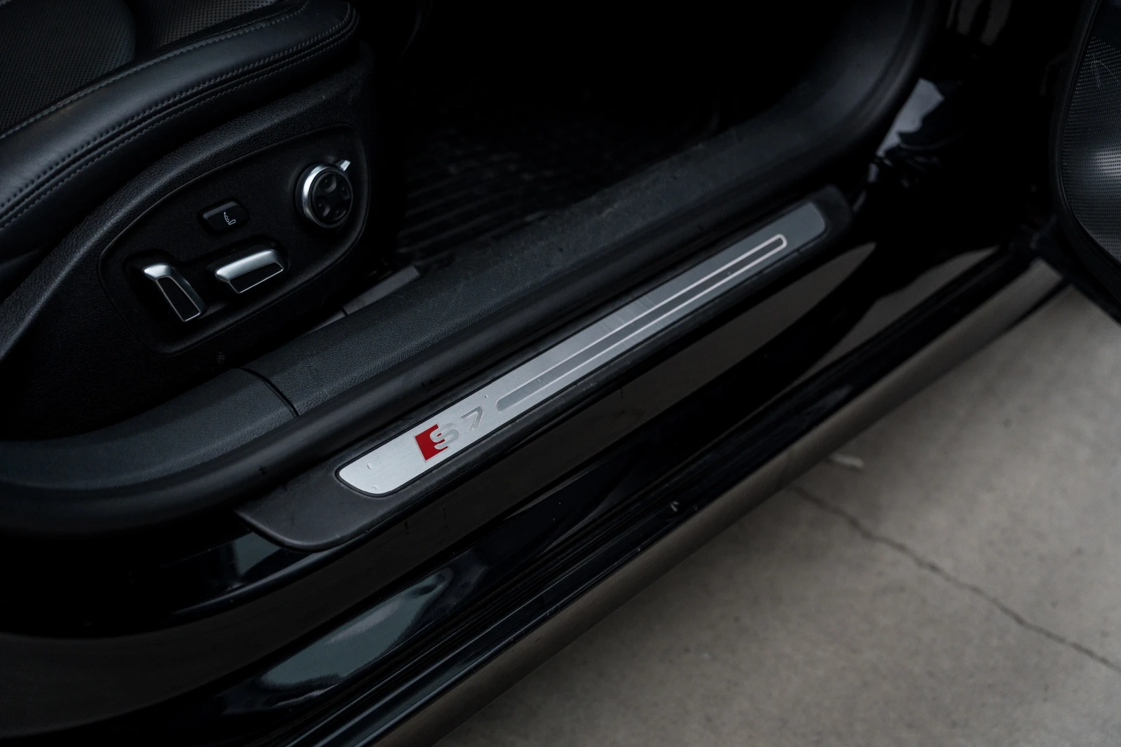 Audi A7, снимка 14 - Автомобили и джипове - 54359037