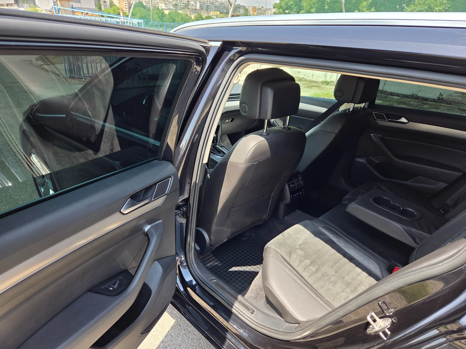 VW Passat Highline 2.0TDI DSG Full Led Euro6 Service History, снимка 10 - Автомобили и джипове - 54739973