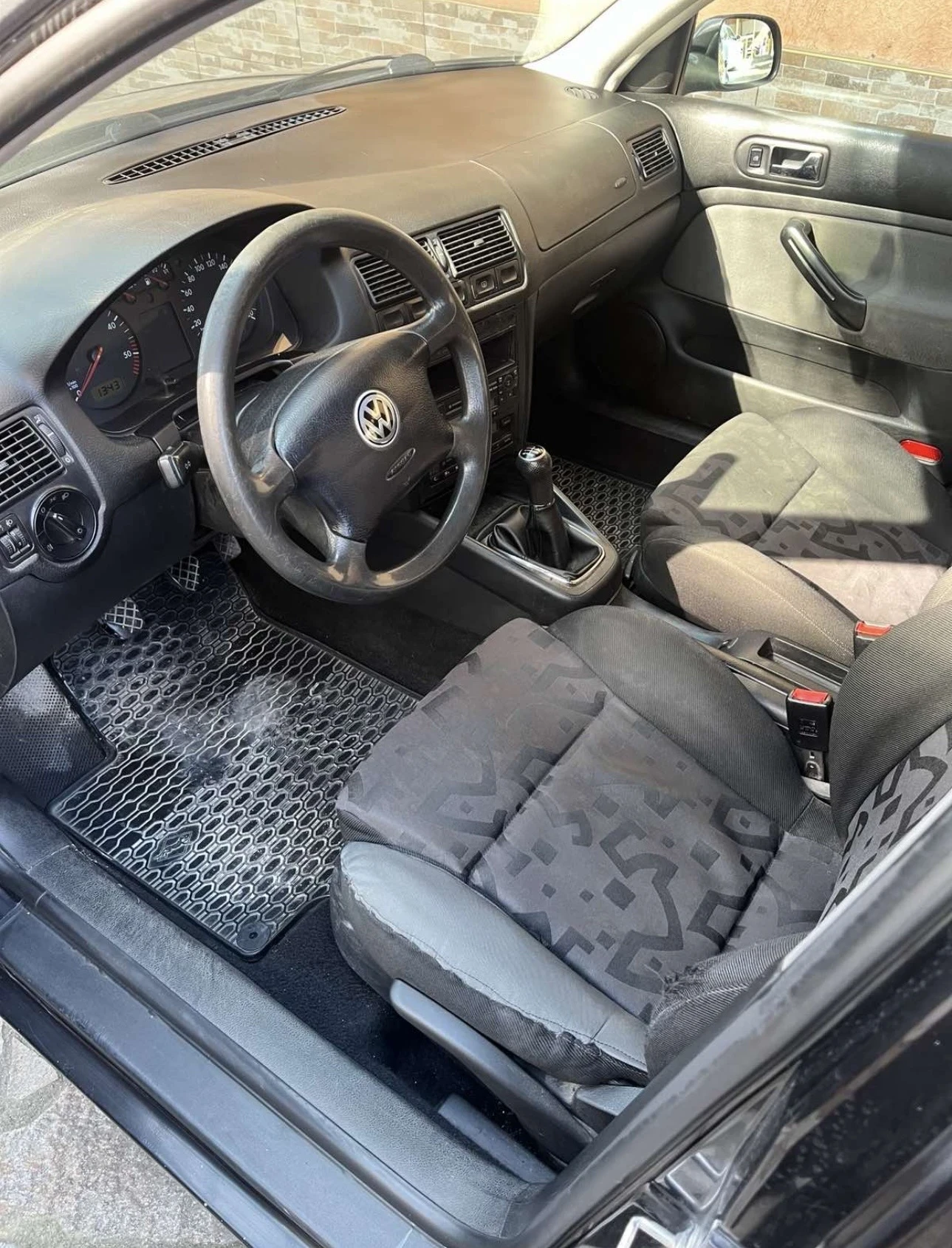 VW Golf, снимка 9 - Автомобили и джипове - 55826851
