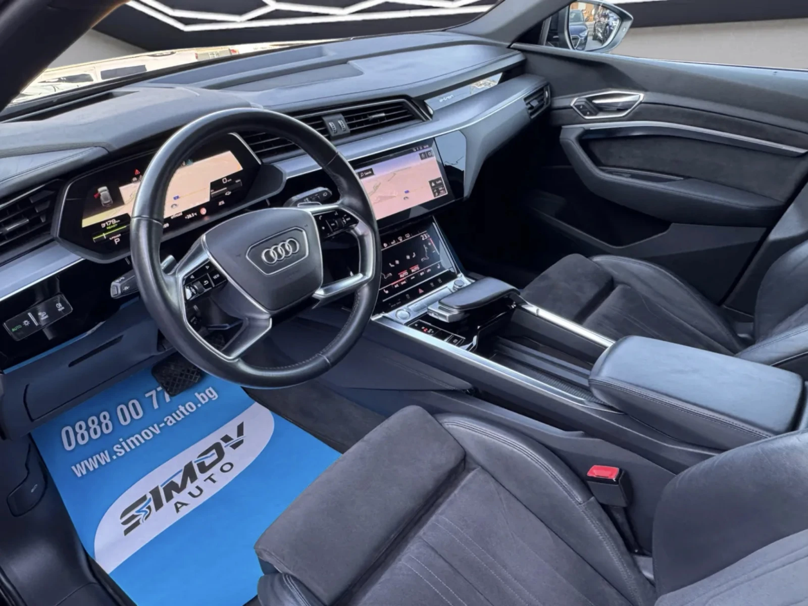 Audi E-Tron 55 S-LINE HEAD-UP ПАНОРАМА ВАКУМ KEYLESSGO APPLE, снимка 8 - Автомобили и джипове - 56011015