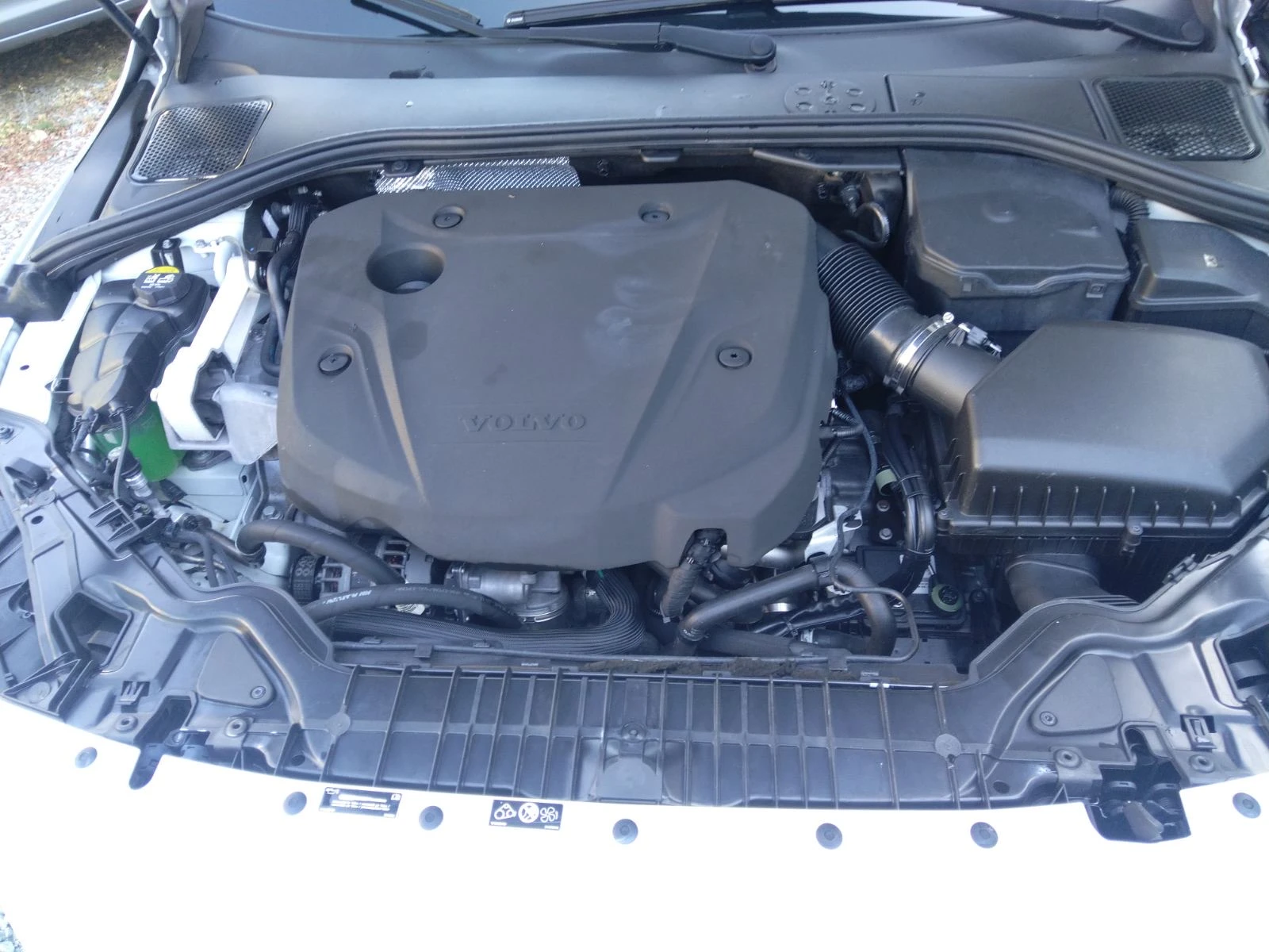 Volvo V60 2.0TDi -automatic , снимка 8 - Автомобили и джипове - 56022500