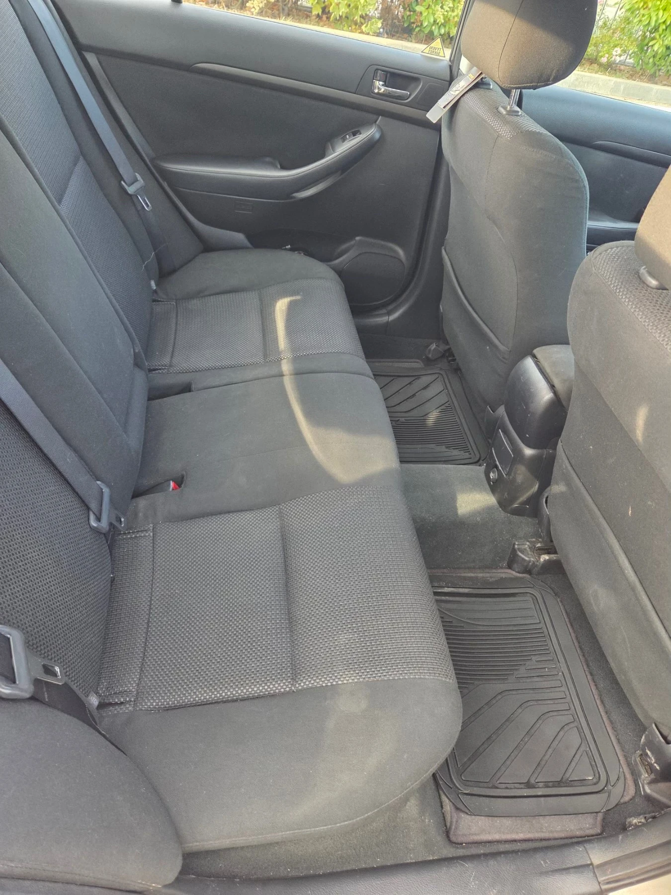 Toyota Avensis 1, 8 ������ | Mobile.bg � ����������� 13