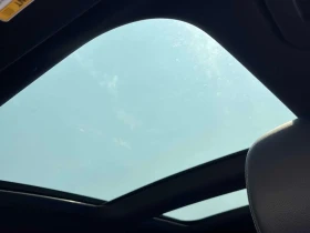 Mercedes-Benz GLC 300 * 300 * CARFAX * ОПЦИЯ ЗА ФИНАНСИРАНЕ, снимка 15