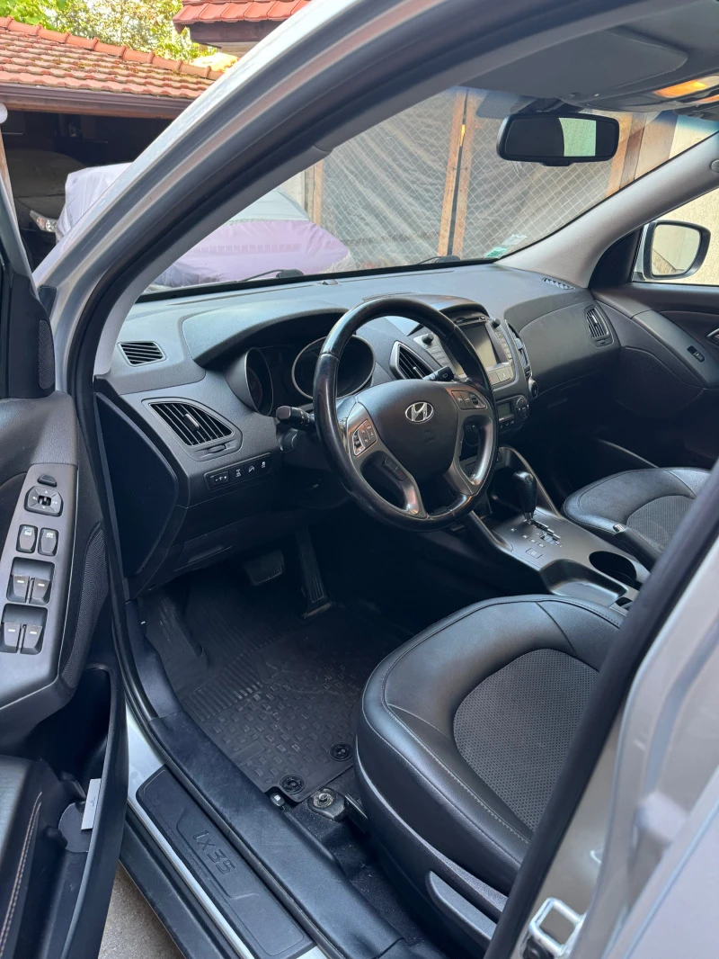 Hyundai IX35, снимка 16 - Автомобили и джипове - 47317330