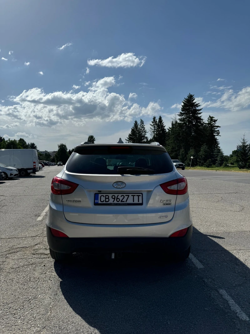 Hyundai IX35, снимка 4 - Автомобили и джипове - 47317330