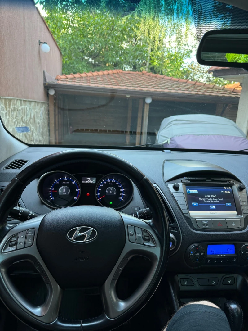 Hyundai IX35, снимка 17 - Автомобили и джипове - 47317330