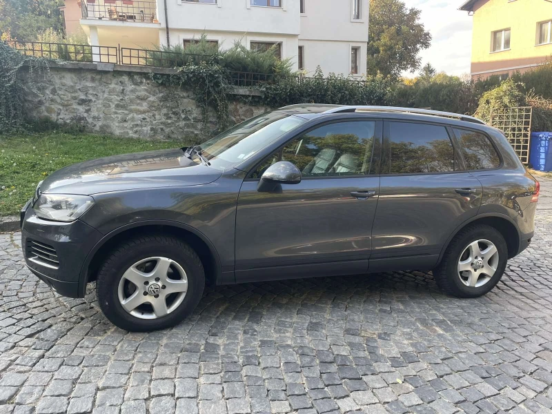 VW Touareg V6, снимка 3 - Автомобили и джипове - 47798105