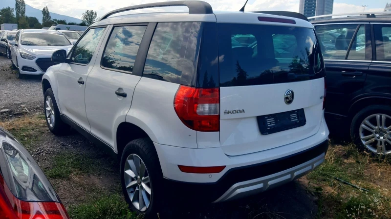 Skoda Yeti 1.2 газ бензин, снимка 17 - Автомобили и джипове - 52865363