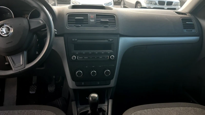 Skoda Yeti 1.2 газ бензин, снимка 7 - Автомобили и джипове - 52865363