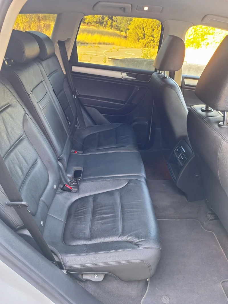 VW Touareg 3.0тди 262 к.с фейслифт, снимка 14 - Автомобили и джипове - 52368568